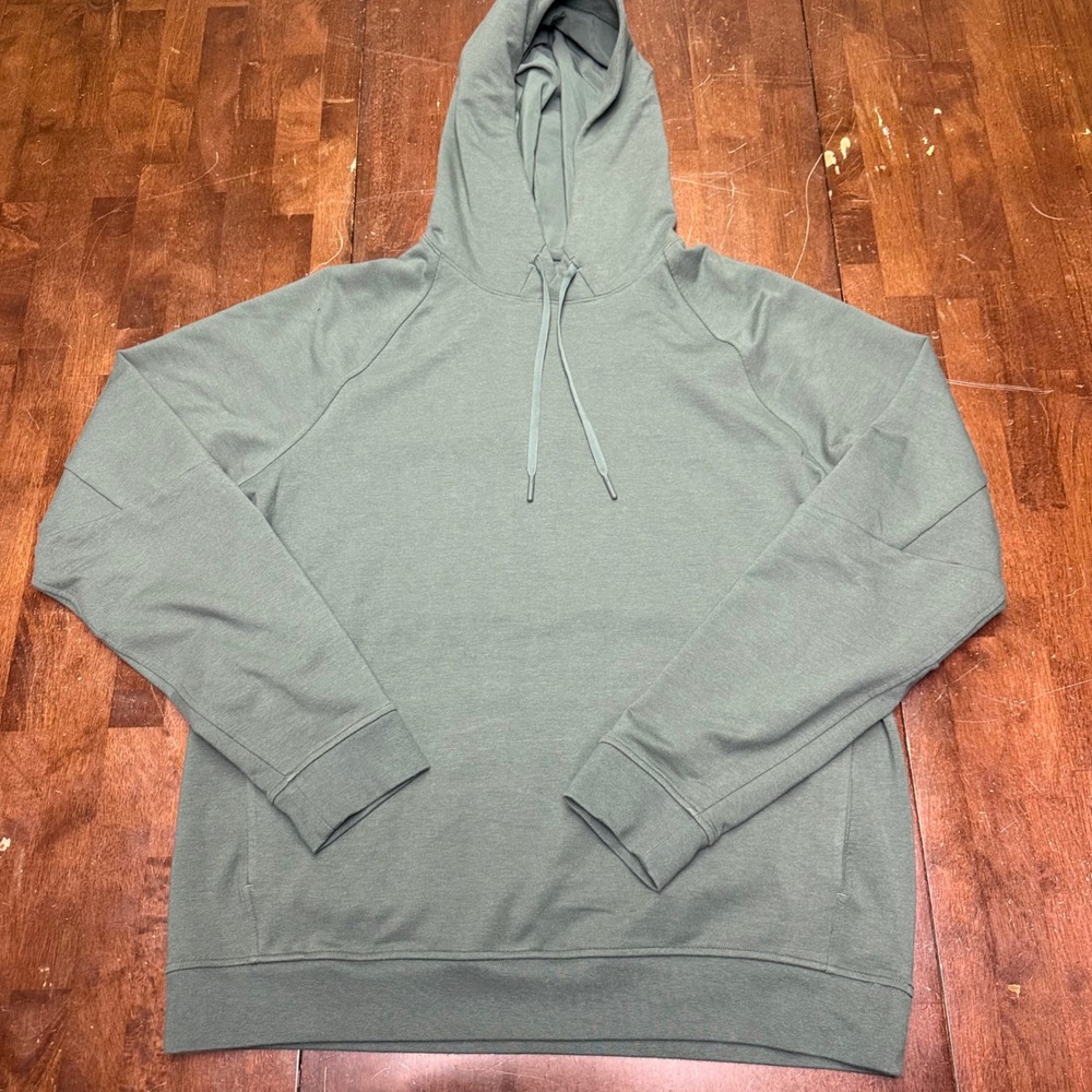 Lululemon City Sweat Pullover Hoodie Mens Large Grey Sage Raglan Sleeve Pocket